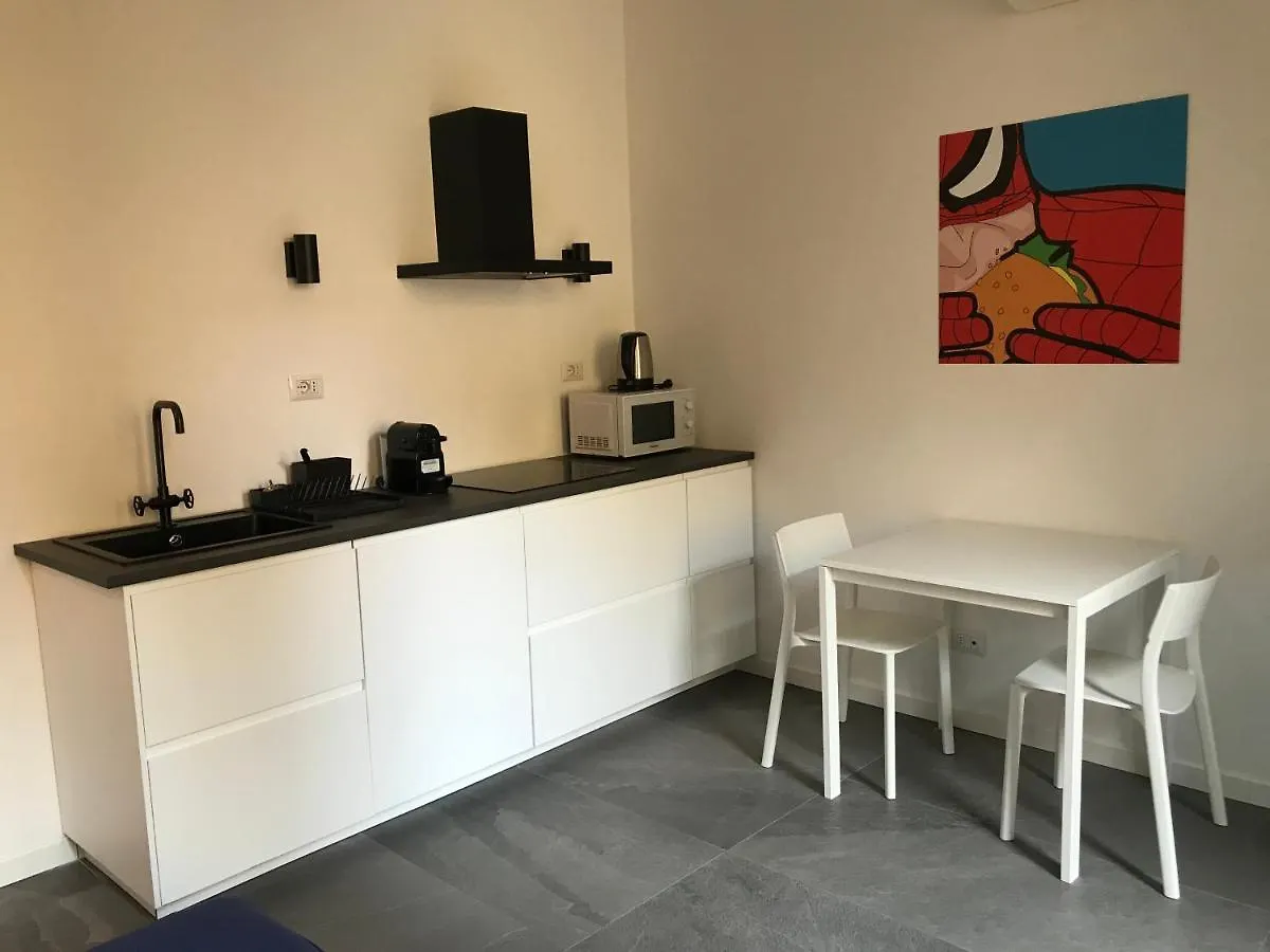 Alla Casa Di Gio Μιλάνο 0*,  Ιταλία