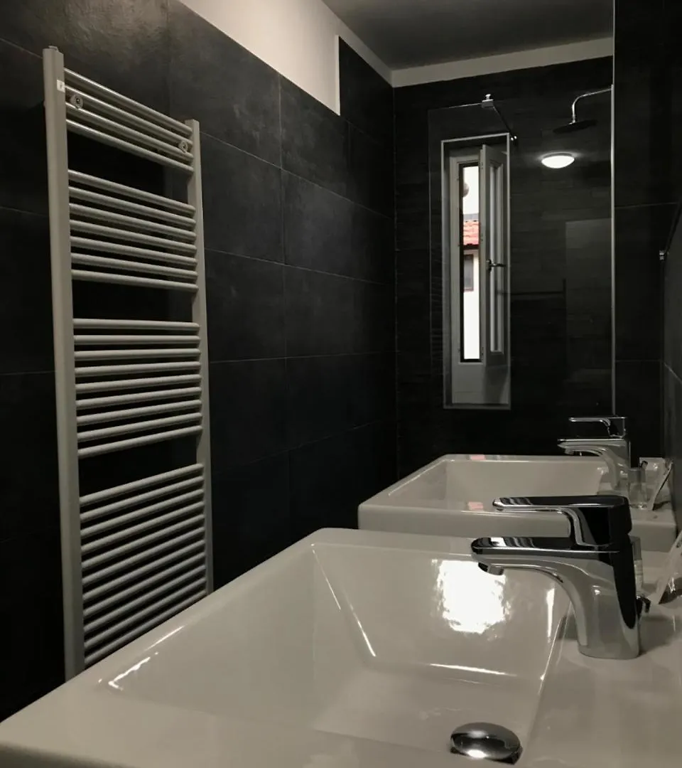 Alla Casa Di Gio Μιλάνο 0*,  Ιταλία