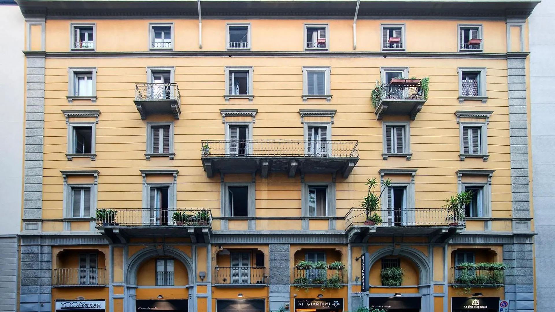 Alla Casa Di Gio contacts
